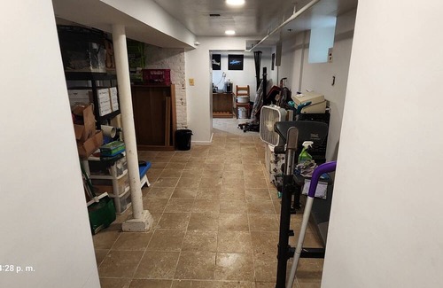 Ludlow Apartment | Basement Apartment Close to Bus & Metro-North