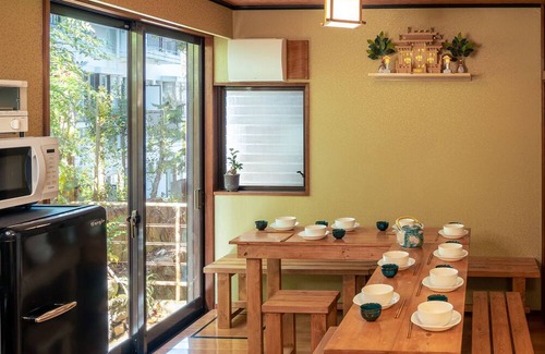 Atami House | Geisha House Atami. Groups up to 10. Comfort inspired by geisha tradition.