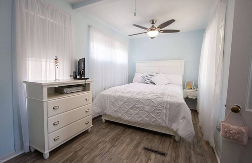 Kendall Cottage | Cozy lakeside cabin near Timber Ridge Ski Resort. Pet-Friendly!!