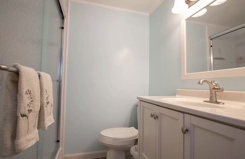 Kendall Cottage | Cozy lakeside cabin near Timber Ridge Ski Resort. Pet-Friendly!!