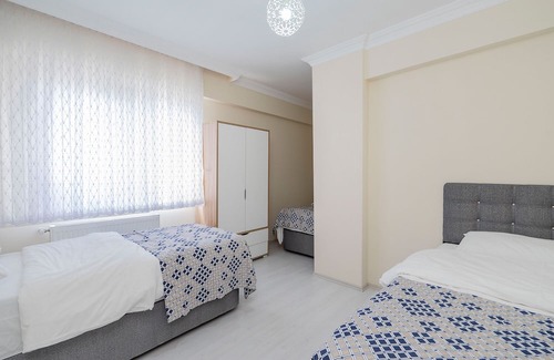 Osmangazi Apartment | Cozy Flat w Nature View Balcony and AC in Bursa