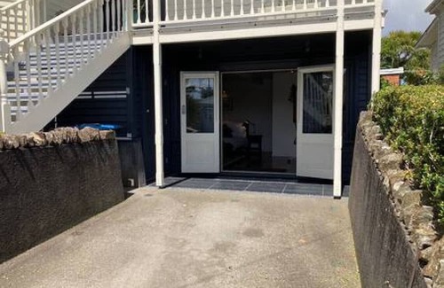 Grey Lynn Apartment | Stylish Grey Lynn studio