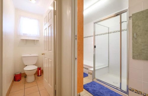 Walkervale House | Your House at Southside Central, Big home, Pet friendly, close to everything!