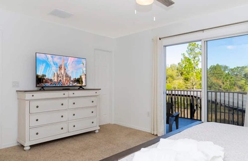 Lake Wilson Preserve House | Beautiful 5Bd Single Family w Game Room 106 Lake Wilson Preserve