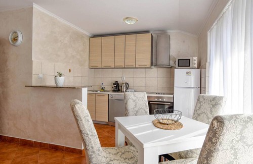 Dobrota Apartment | Sea View Vacation Flat w Balcony in Kotor