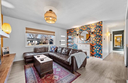 Alta Vista Area House | New Listing! Near Olde Town - Foosball / Firepit / Fireplace / Grill / Yard