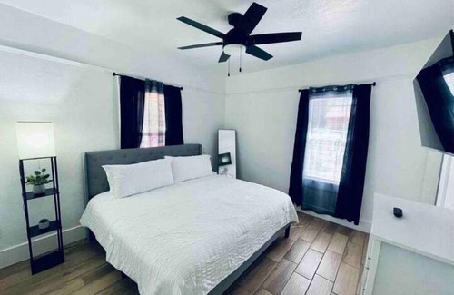 Deming House | Casa Bella - New Centric Home