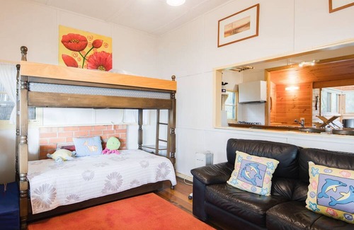 Tenby Point Cottage | Silverstone Cottage and Studio