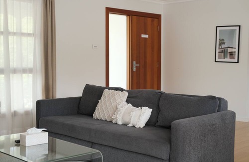 Aranda House | 3Brs-Elegant/Cosy/Pets-friendly