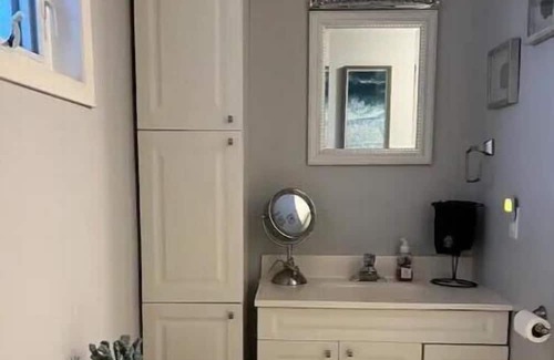Terrace Bay House | Getaway In the Bay