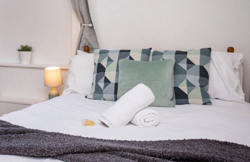 Newcastle-upon-Tyne Apartment | Entire 3 Bedroom apartment in heart of Newcastle