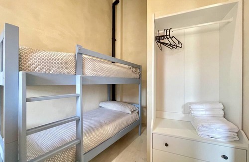 Viveiro House | The Cliffs - Casa Valdeflores