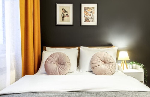 Osmanbey Apartment | Central and Convenient Flat in Sisli