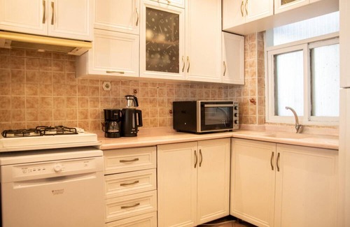 Karsiyaka Apartment | Missafir Flat with Sea View near Karsiyaka Coast