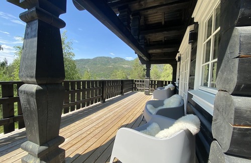 Kviteseid House | Holiday home Tuva Hytte in Vråliosen