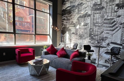 Ballston Apartment | Modern City Lights 6 Bds