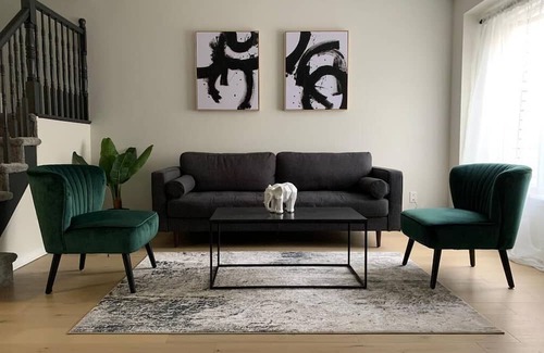 Ottawa Division House | Hideaway at Margrave