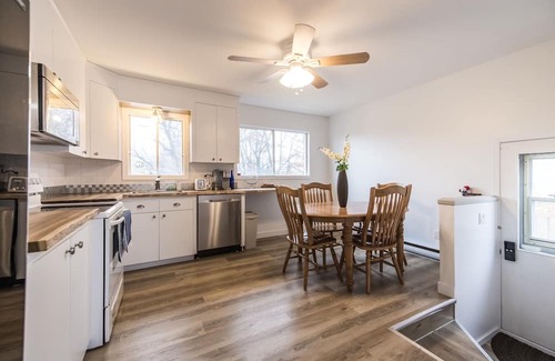 Shefford House | Mont Bromont Ski Resort 3 Beds Detached House