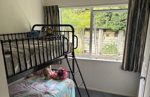 Whakatiwai House | SLICE OF HEAVEN