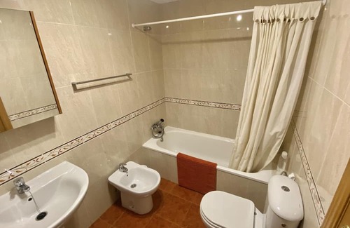 Molinos de Duero Apartment | Apartamento Turístico Los Robles en Molinos de Duero. 6 Personas