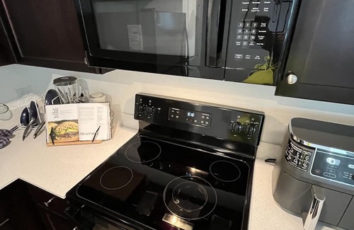 Clear Lake House | Your Home in DFW