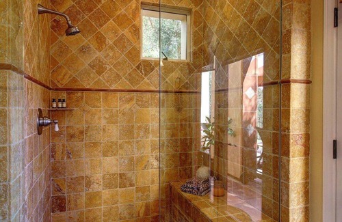 Bel Air House | Nature Lover’s Paradise, Bike/walk to Beach, Hope Ranch, 5 minutes from Downtown