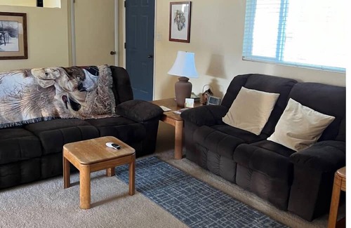 East Ely House | Large home near Great Basin National Park