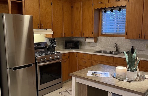 Naufrage Apartment | Cozy Bay View Getaway, 2BD, New Appliances access to Trans Canada Trail
