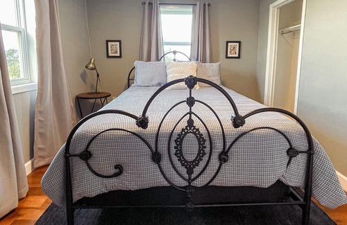 Naufrage Apartment | Cozy Bay View Getaway, 2BD, New Appliances access to Trans Canada Trail