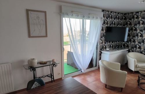 Cesson-Sevigne Apartment | Appartement vue Parc