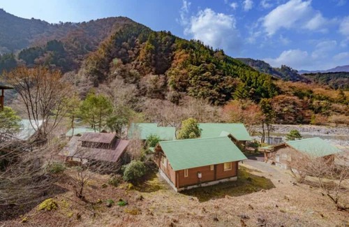 Kawanehon House | MomijiFusion of outdoor and healingHot spring / Haibaragun Shizuoka