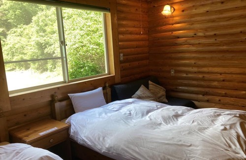 Kawanehon House | MizukiFusion of outdoor and healingHot spring / Haibaragun Shizuoka