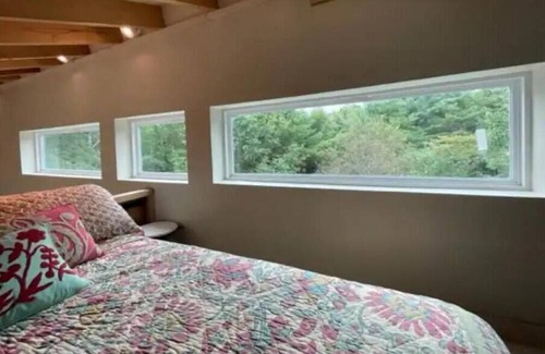 Hinesburg Apartment | Lofty Dreams