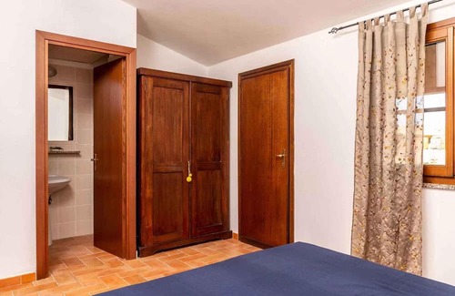Marina di Montalto Apartment | Holiday apartment with pool and sports facilities
