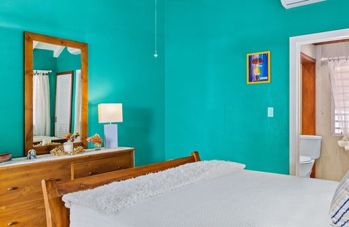 Great Mountain Cottage | British Virgin Islands Modernique Villa with ocean views!