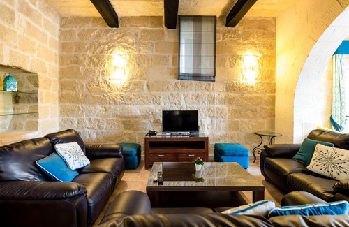Victoria Villa | Girardu - Victoria Holiday Home