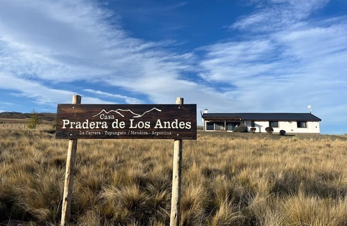 Tupungato House | Casa Pradera de Los Andes