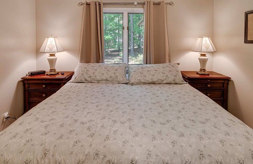 Hot Springs Village House | Relax and Recharge in the Village!