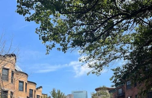 Prudential - St. Botolph Apartment | Compact Back Bay Studio