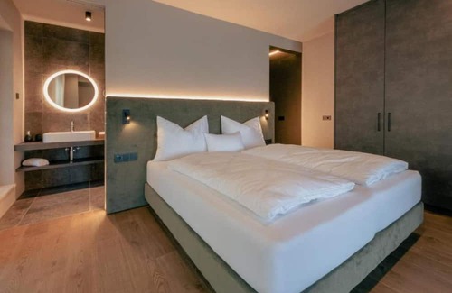 Merano Apartment | La Libella Suite #5 mit Privater Panoramaterrasse Adults Only