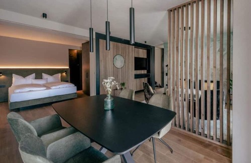 Merano Apartment | La Libella Suite #5 mit Privater Panoramaterrasse Adults Only