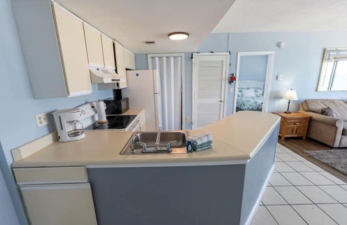 Myrtle Beach Condo | New Palace Resort, Clean, Pools, High Floor, View!