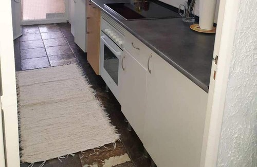 La Linea de la Concepcion Apartment | Homerez - Appartement 500 m away from the beach for 5 ppl. with sea view