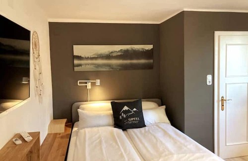 Velden am Worther See Apartment | App. BERGE by TILLY : Lovely Balcony