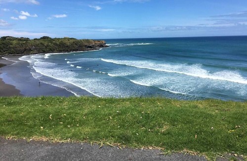 Opunake House | Oceanview in Taranaki