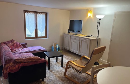 Couze-et-Saint-Front Apartment | Guest house chez dom in Dordogne