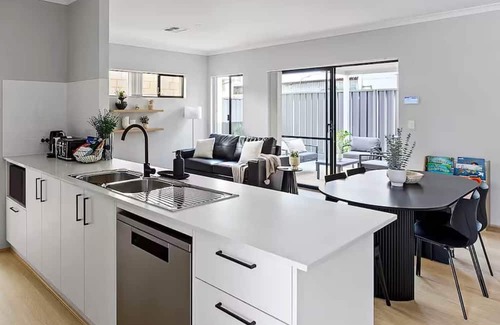 St James House | The Residence @ StJames