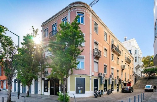 Santos Apartment | Charming Lisbon Escape with River Views