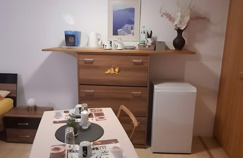 Linsengericht Apartment | Studio Apartment 'Spessartruhe' with Shared Terrace and Wi-Fi