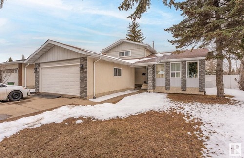 Southeast Edmonton House | Cozy Entire House with 3 Bedrooms, 2 Washrooms near the Costco & South Common!
